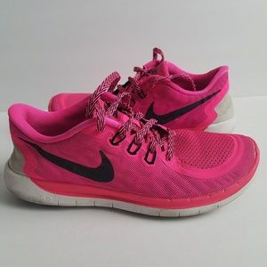 Nike Free Hot Pink Shoes Size 6 Youth